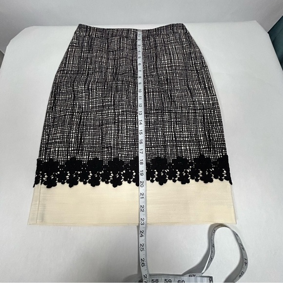 NWOT Talbots Pencil Skirt Size 2 - Picture 13 of 14